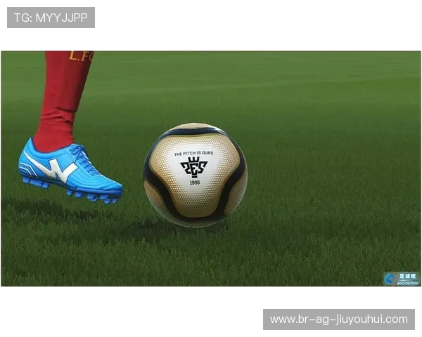 《全新足球游戏生涯模式补丁带来更真实球员成长与转会系统体验》